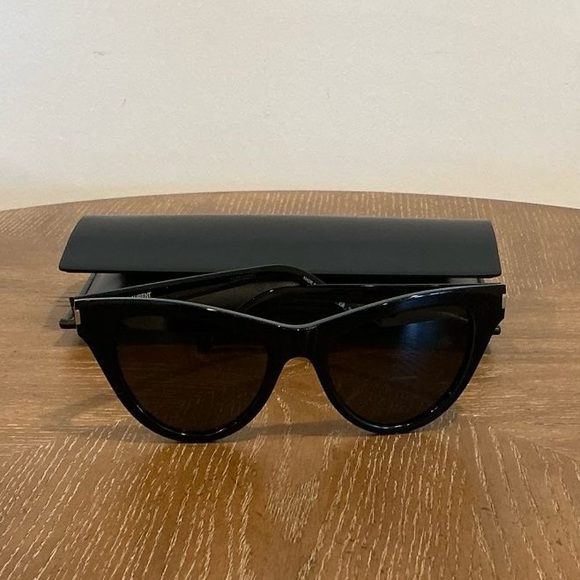 Saint Laurent Eyewear cat-eye sunglasses - Picture 8 of 8